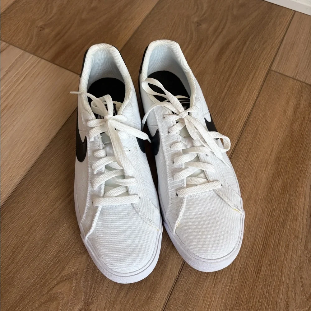 Nike low top